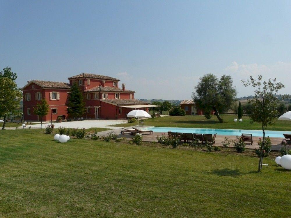 L'Antigo Granaro Guest House Agugliano Bagian luar foto