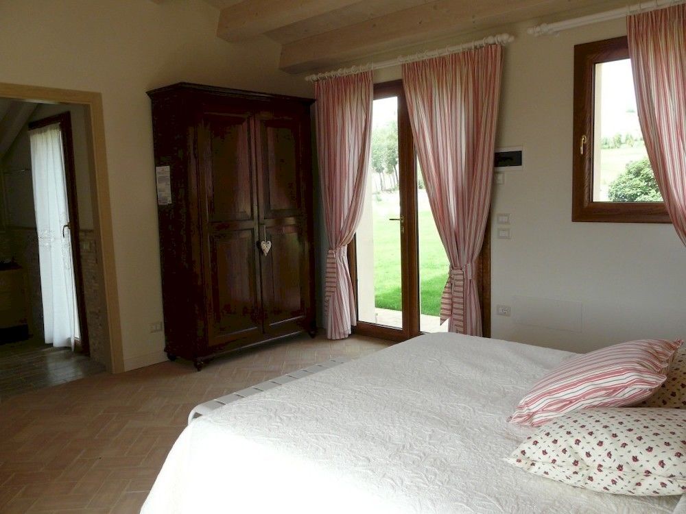L'Antigo Granaro Guest House Agugliano Bagian luar foto