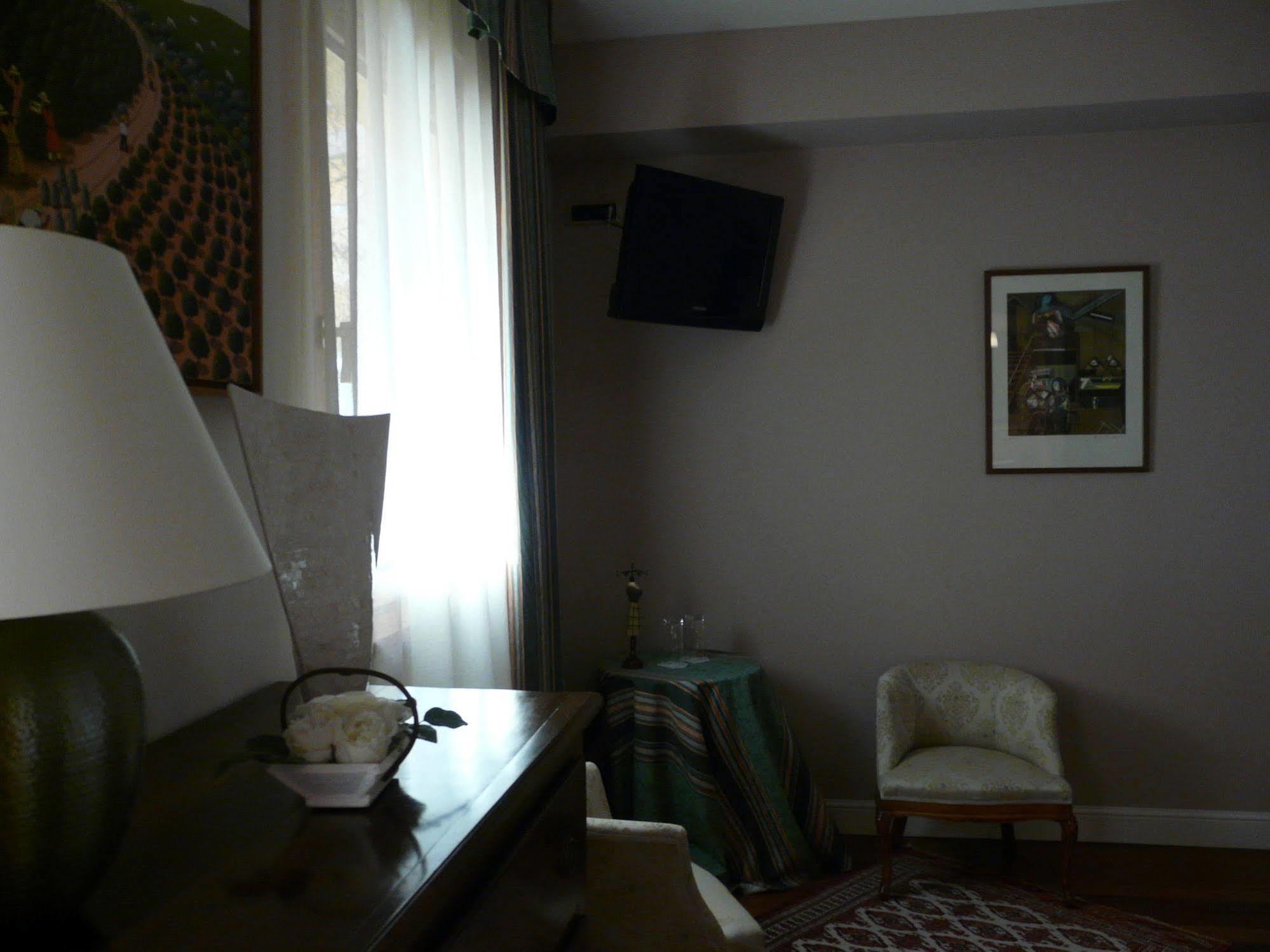 L'Antigo Granaro Guest House Agugliano Bagian luar foto